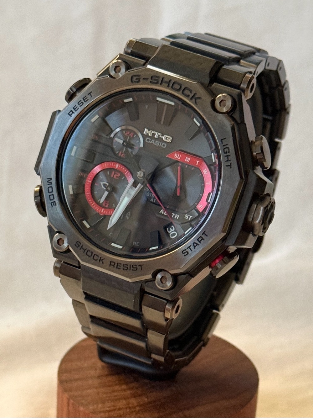 Casio G-Shock MT-G B2000YBD1